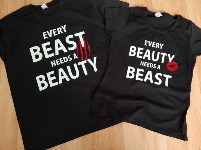 Тениски за двойки с надпис и персонализирани елементи